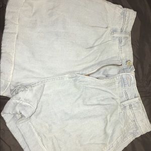 Gap shorts
